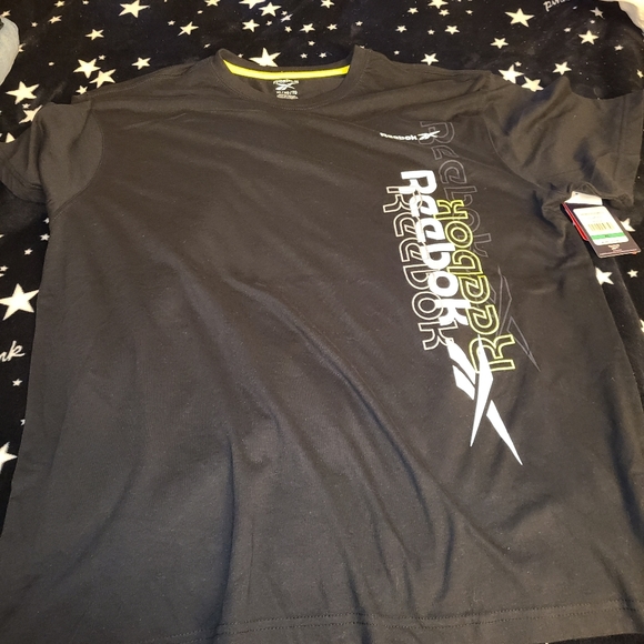 Reebok Tee Shirt - Picture 1 of 4